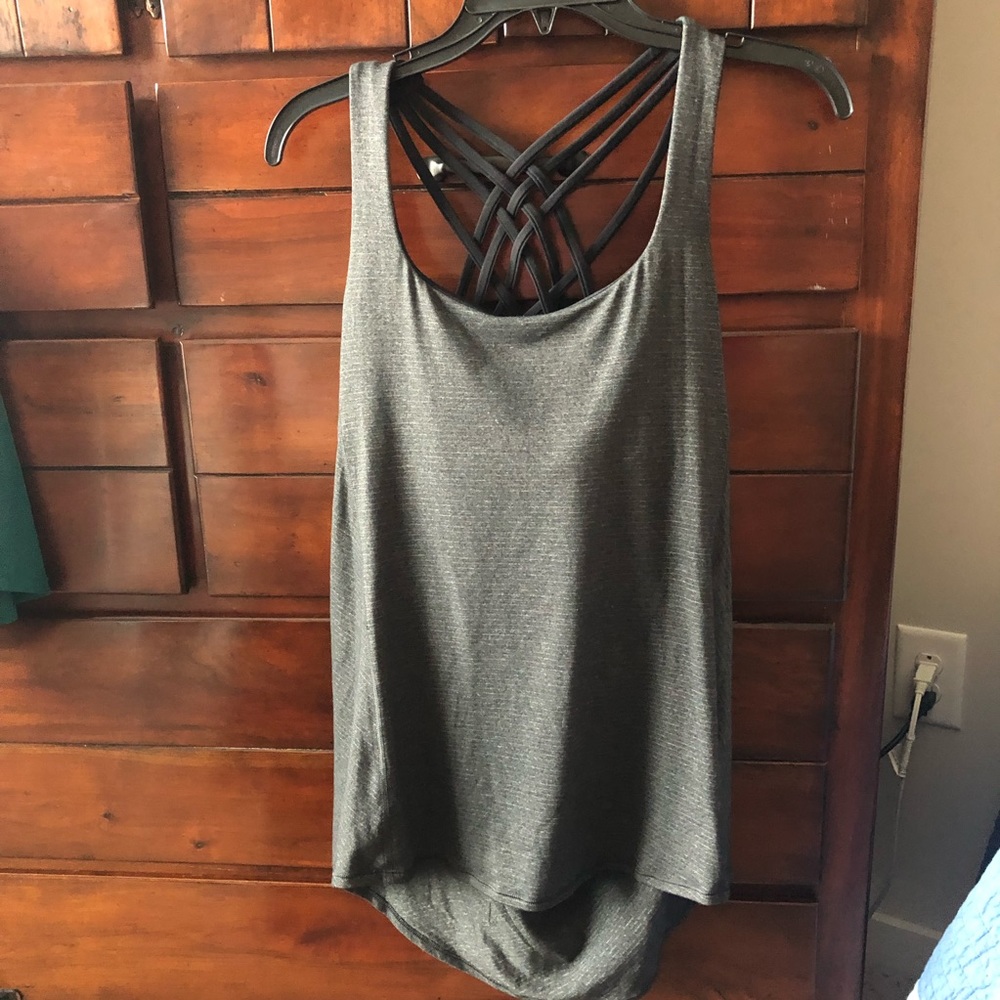 Lululemon tank